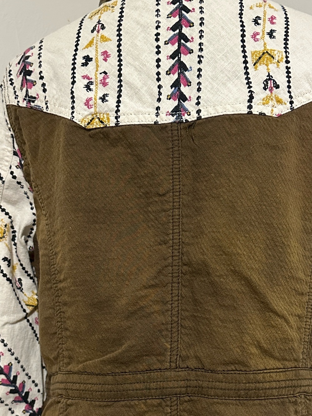 Excellent - Free People Small Embroidered
Boho Jacket - Picture 4 of 5